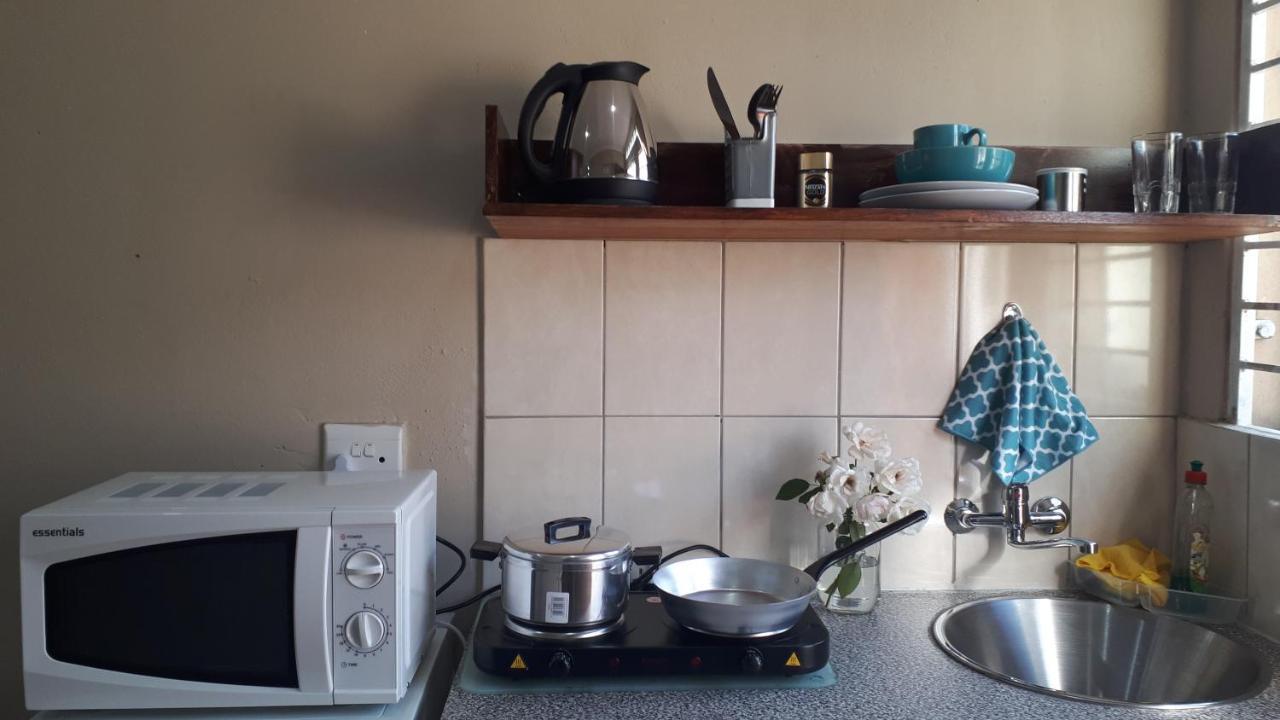 Relax In Aberdeen Johannesburg Bagian luar foto